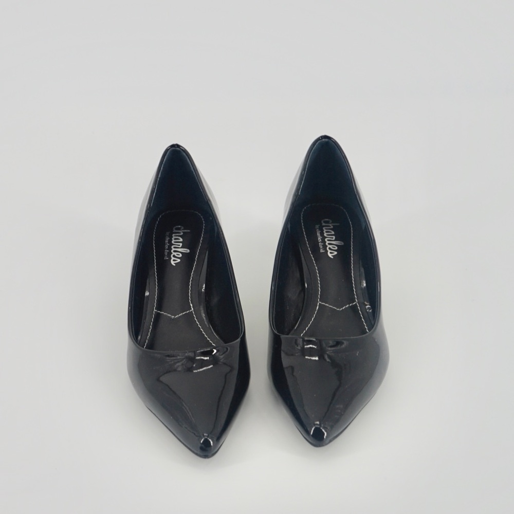 Charles by Charles David Kitten Heel in 4